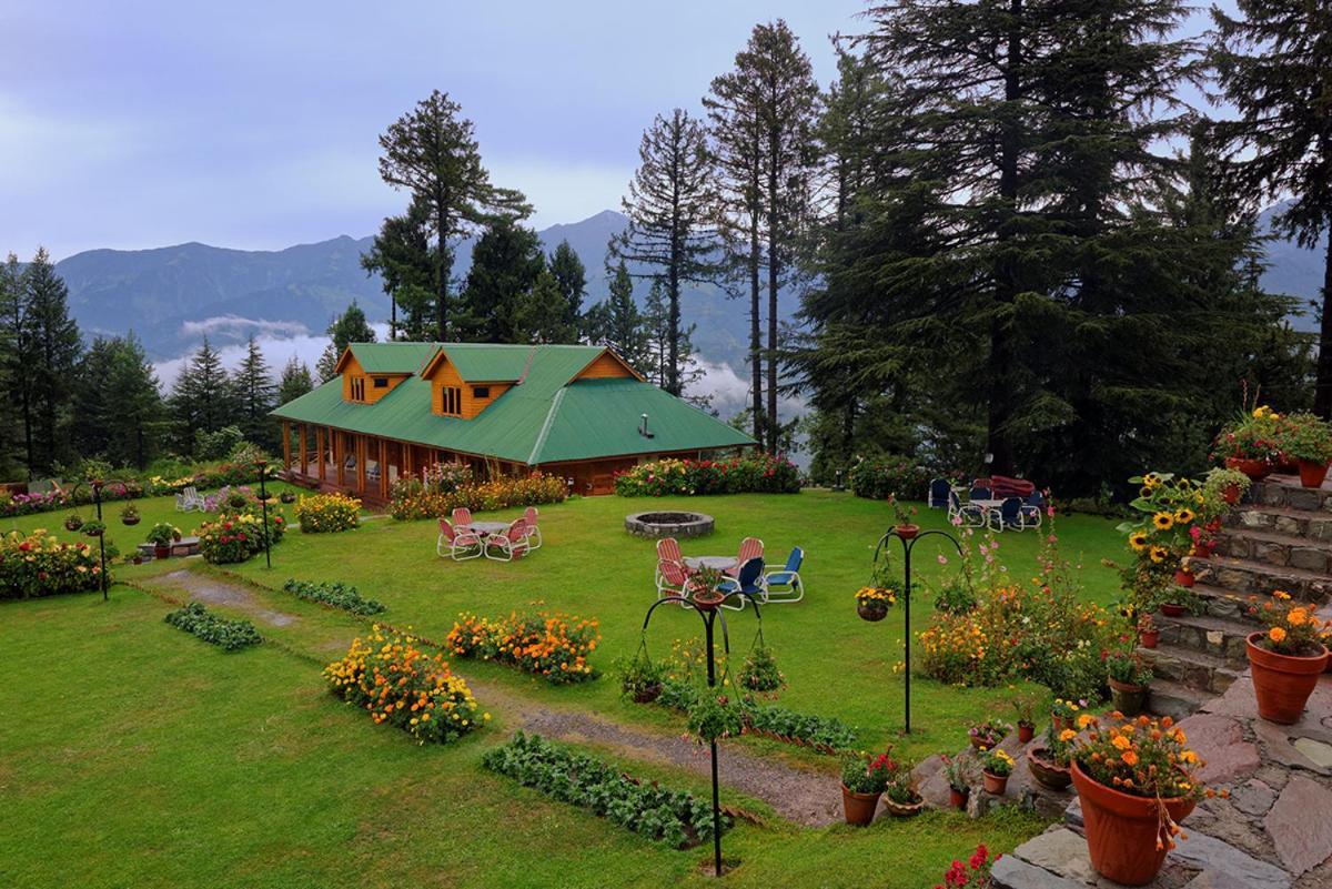Arcadian Sprucewoods Hotel Shogran Exterior photo