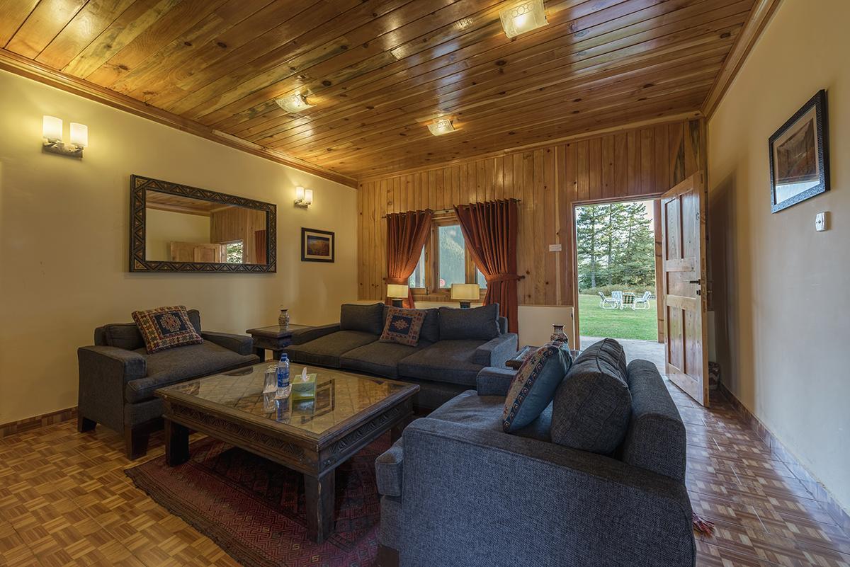 Arcadian Sprucewoods Hotel Shogran Exterior photo